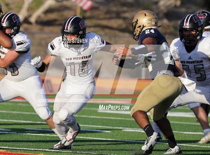 Thumbnail 2 in Mater Dei Catholic vs. Red Mountain (Honor Bowl) photogallery.