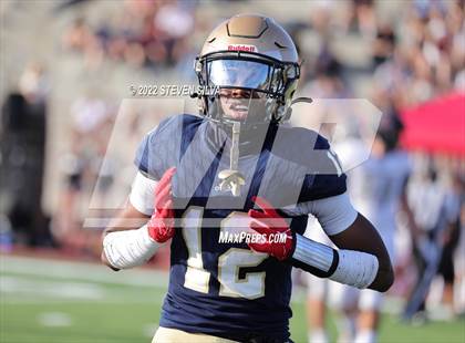 Thumbnail 1 in Mater Dei Catholic vs. Red Mountain (Honor Bowl) photogallery.