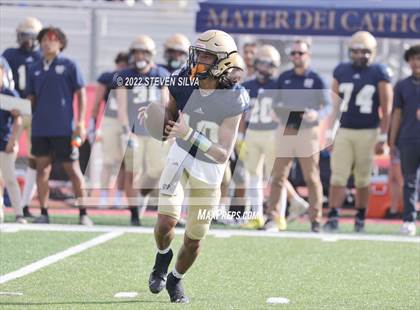 Thumbnail 2 in Mater Dei Catholic vs. Red Mountain (Honor Bowl) photogallery.