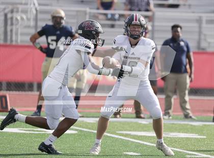 Thumbnail 3 in Mater Dei Catholic vs. Red Mountain (Honor Bowl) photogallery.