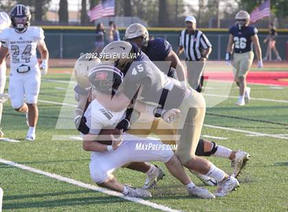 Thumbnail 3 in Mater Dei Catholic vs. Red Mountain (Honor Bowl) photogallery.