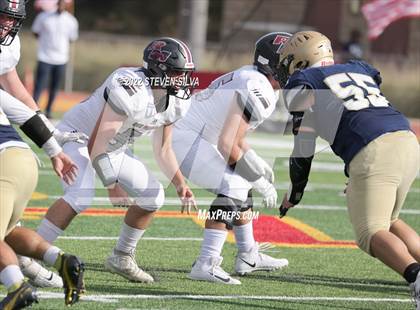 Thumbnail 2 in Mater Dei Catholic vs. Red Mountain (Honor Bowl) photogallery.