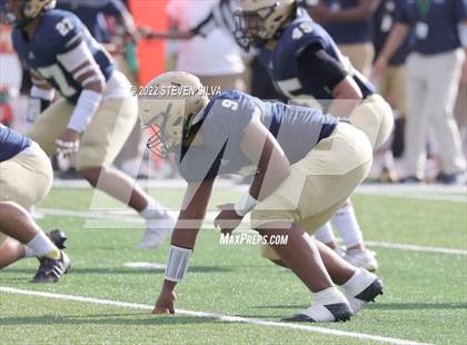 Thumbnail 3 in Mater Dei Catholic vs. Red Mountain (Honor Bowl) photogallery.