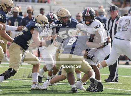 Thumbnail 1 in Mater Dei Catholic vs. Red Mountain (Honor Bowl) photogallery.
