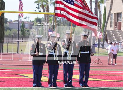 Thumbnail 1 in Mater Dei Catholic vs. Red Mountain (Honor Bowl) photogallery.