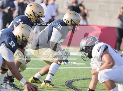 Thumbnail 3 in Mater Dei Catholic vs. Red Mountain (Honor Bowl) photogallery.
