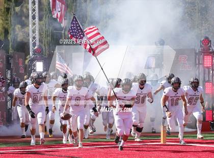 Thumbnail 2 in Mater Dei Catholic vs. Red Mountain (Honor Bowl) photogallery.