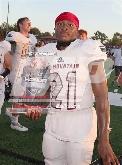 Thumbnail 2 in Mater Dei Catholic vs. Red Mountain (Honor Bowl) photogallery.