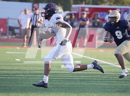 Thumbnail 2 in Mater Dei Catholic vs. Red Mountain (Honor Bowl) photogallery.