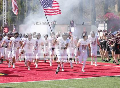 Thumbnail 3 in Mater Dei Catholic vs. Red Mountain (Honor Bowl) photogallery.