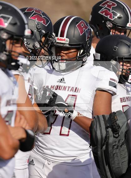 Thumbnail 3 in Mater Dei Catholic vs. Red Mountain (Honor Bowl) photogallery.