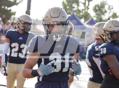 Thumbnail 1 in Mater Dei Catholic vs. Red Mountain (Honor Bowl) photogallery.
