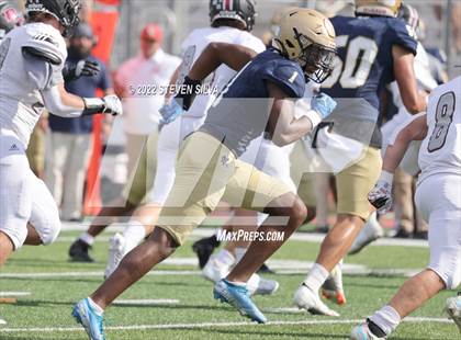 Thumbnail 3 in Mater Dei Catholic vs. Red Mountain (Honor Bowl) photogallery.