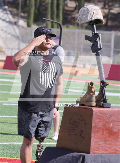 Thumbnail 3 in Mater Dei Catholic vs. Red Mountain (Honor Bowl) photogallery.