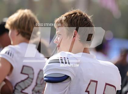Thumbnail 2 in Mater Dei Catholic vs. Red Mountain (Honor Bowl) photogallery.