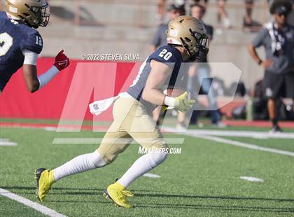 Thumbnail 1 in Mater Dei Catholic vs. Red Mountain (Honor Bowl) photogallery.