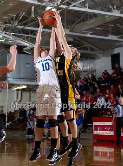 Thumbnail 2 in Waldron vs. Morristown (Shelby County Torunament) photogallery.