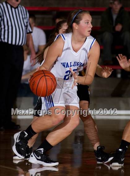 Thumbnail 3 in Waldron vs. Morristown (Shelby County Torunament) photogallery.