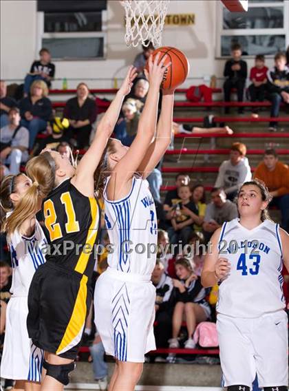 Thumbnail 1 in Waldron vs. Morristown (Shelby County Torunament) photogallery.