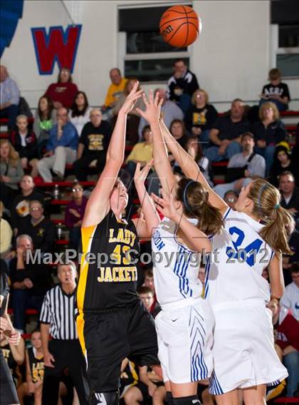 Thumbnail 1 in Waldron vs. Morristown (Shelby County Torunament) photogallery.