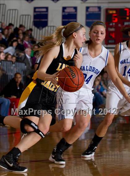 Thumbnail 1 in Waldron vs. Morristown (Shelby County Torunament) photogallery.