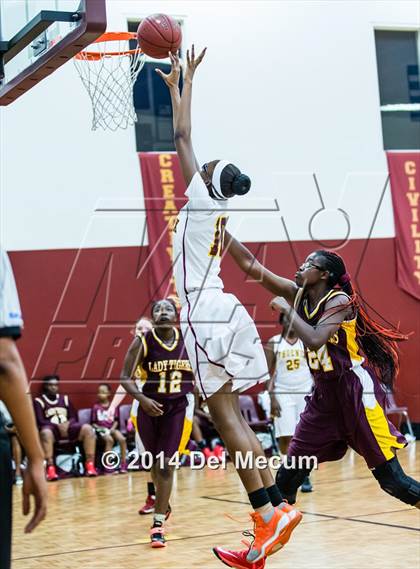 Thumbnail 2 in Middleton @ Brooks DeBartolo Collegiate photogallery.
