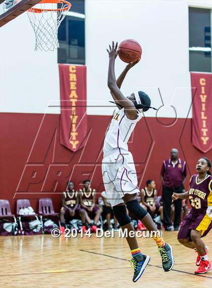 Thumbnail 2 in Middleton @ Brooks DeBartolo Collegiate photogallery.