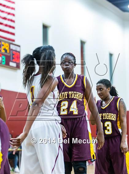 Thumbnail 2 in Middleton @ Brooks DeBartolo Collegiate photogallery.