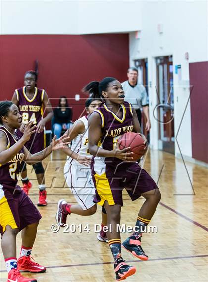 Thumbnail 1 in Middleton @ Brooks DeBartolo Collegiate photogallery.