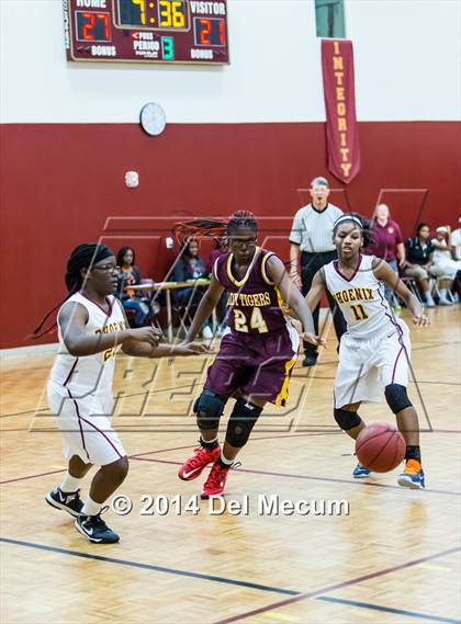 Thumbnail 1 in Middleton @ Brooks DeBartolo Collegiate photogallery.