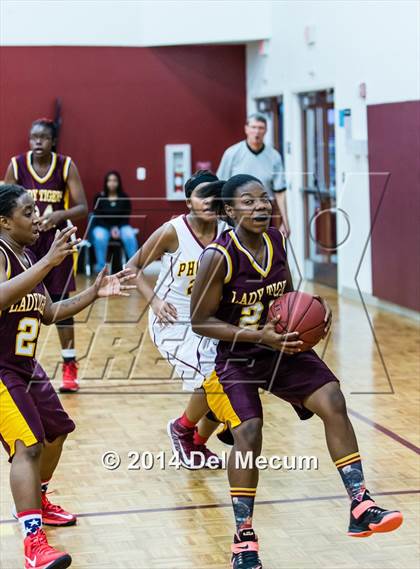 Thumbnail 2 in Middleton @ Brooks DeBartolo Collegiate photogallery.