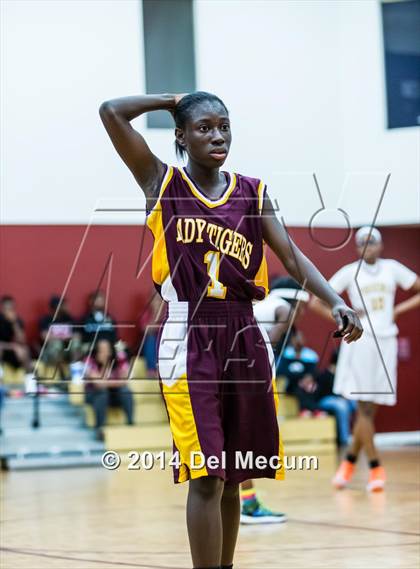 Thumbnail 2 in Middleton @ Brooks DeBartolo Collegiate photogallery.