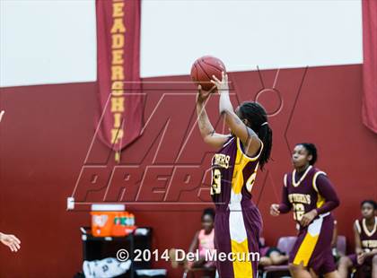 Thumbnail 3 in Middleton @ Brooks DeBartolo Collegiate photogallery.