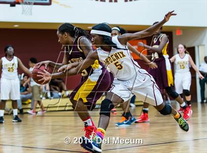 Thumbnail 1 in Middleton @ Brooks DeBartolo Collegiate photogallery.