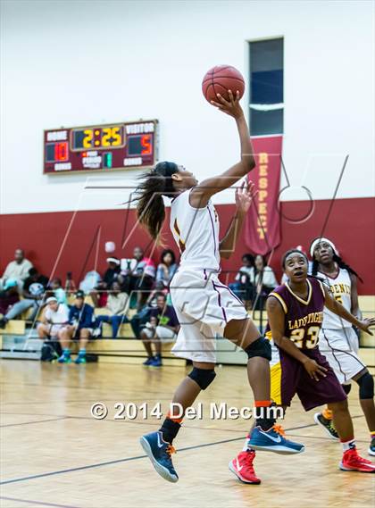 Thumbnail 2 in Middleton @ Brooks DeBartolo Collegiate photogallery.