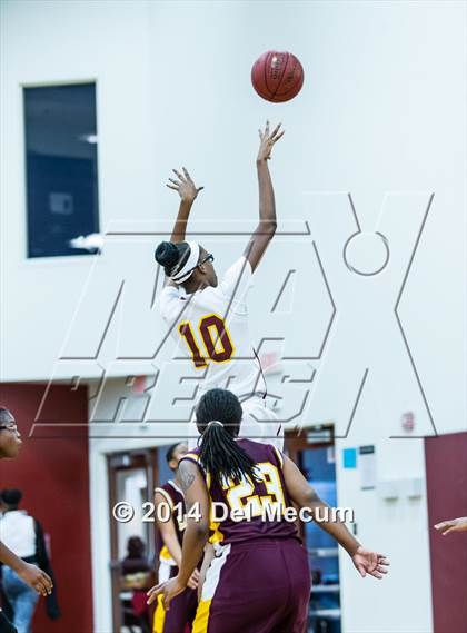 Thumbnail 1 in Middleton @ Brooks DeBartolo Collegiate photogallery.