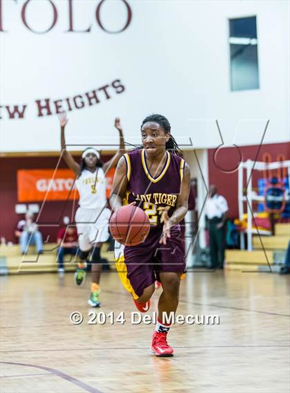 Thumbnail 3 in Middleton @ Brooks DeBartolo Collegiate photogallery.