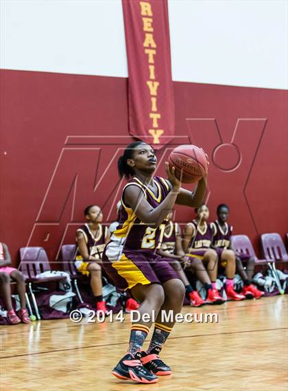 Thumbnail 3 in Middleton @ Brooks DeBartolo Collegiate photogallery.