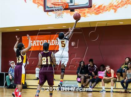 Thumbnail 2 in Middleton @ Brooks DeBartolo Collegiate photogallery.