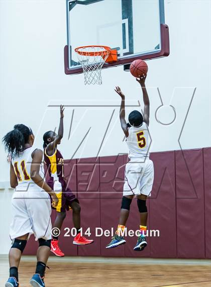 Thumbnail 2 in Middleton @ Brooks DeBartolo Collegiate photogallery.