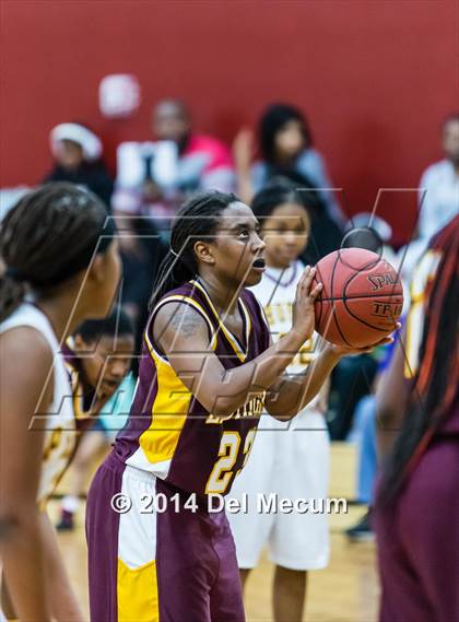 Thumbnail 3 in Middleton @ Brooks DeBartolo Collegiate photogallery.