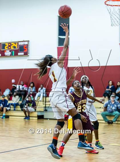 Thumbnail 3 in Middleton @ Brooks DeBartolo Collegiate photogallery.