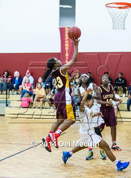 Thumbnail 3 in Middleton @ Brooks DeBartolo Collegiate photogallery.