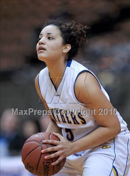 Thumbnail 3 in Mission Prep vs. Corcoran (CIF CS D4 Final) photogallery.
