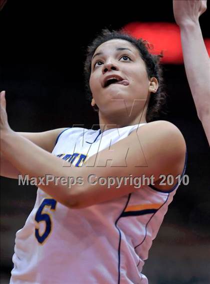 Thumbnail 1 in Mission Prep vs. Corcoran (CIF CS D4 Final) photogallery.