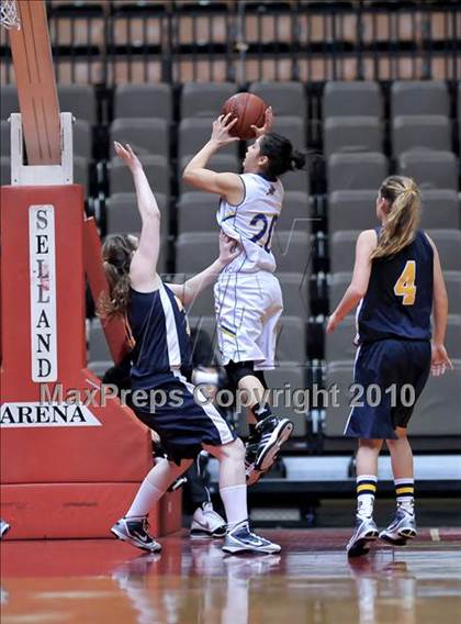 Thumbnail 3 in Mission Prep vs. Corcoran (CIF CS D4 Final) photogallery.