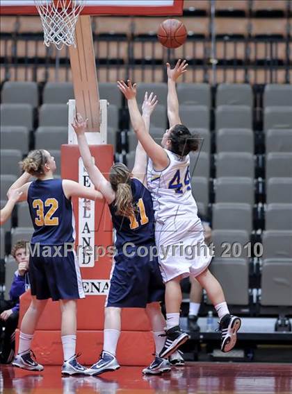 Thumbnail 1 in Mission Prep vs. Corcoran (CIF CS D4 Final) photogallery.