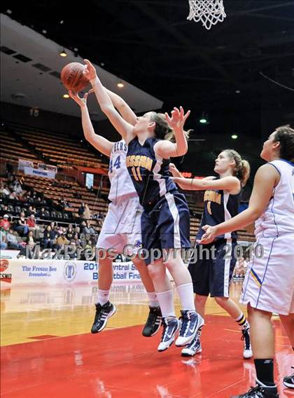Thumbnail 2 in Mission Prep vs. Corcoran (CIF CS D4 Final) photogallery.