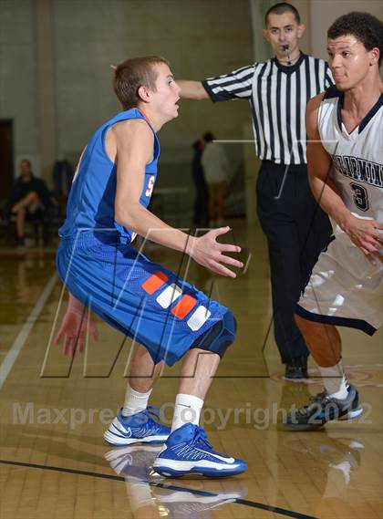 Thumbnail 3 in Bellarmine Prep vs. St. Joseph Notre Dame (Father Barry Christmas Classic) photogallery.
