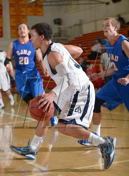 Thumbnail 3 in Bellarmine Prep vs. St. Joseph Notre Dame (Father Barry Christmas Classic) photogallery.